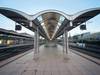 Leere Bahnsteige. Ohne Fahrgäste kommt die Architektur im Mainzer Hauptbahnhof schön zur Geltung. Foto: dpa